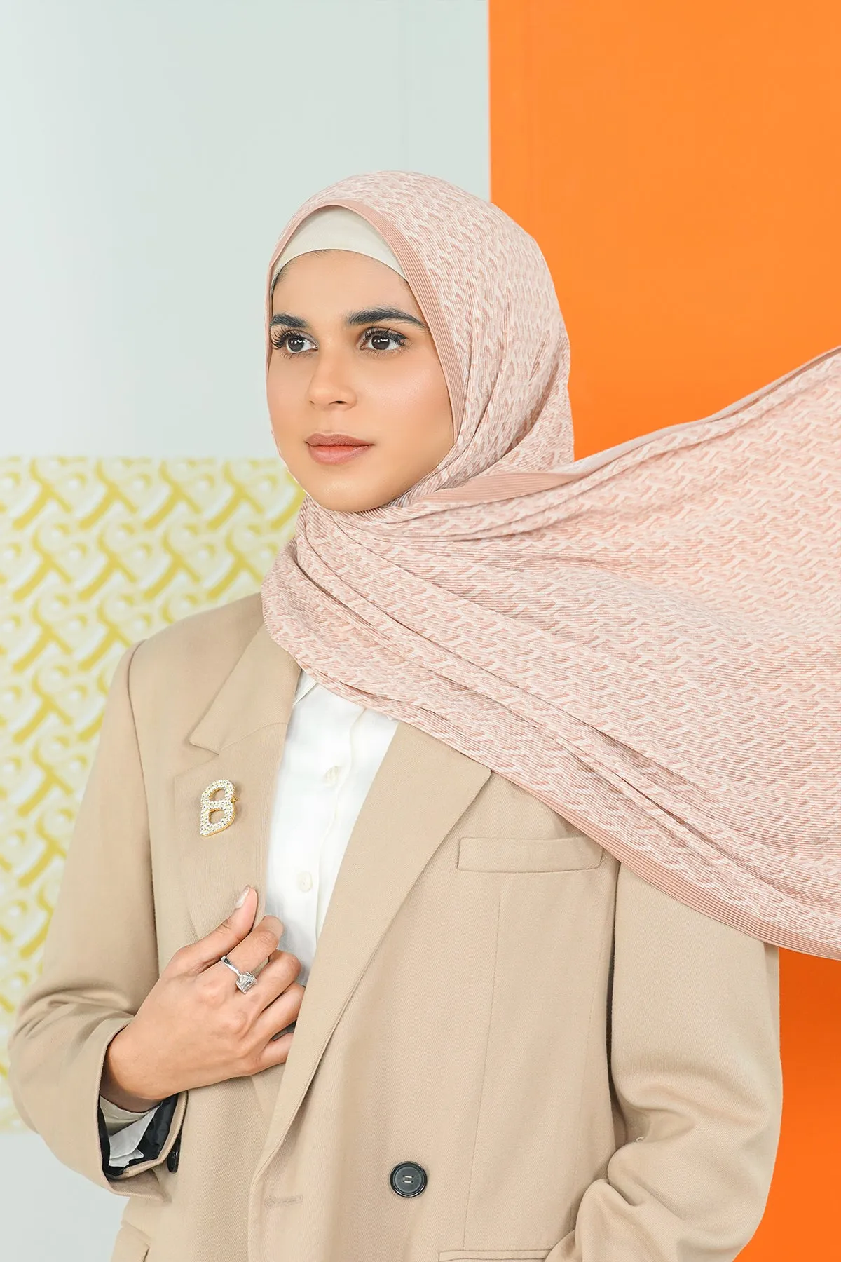 Bimu Pleated Shawl - Mocha