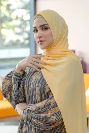 Everyday Pleated Shawl - Banana