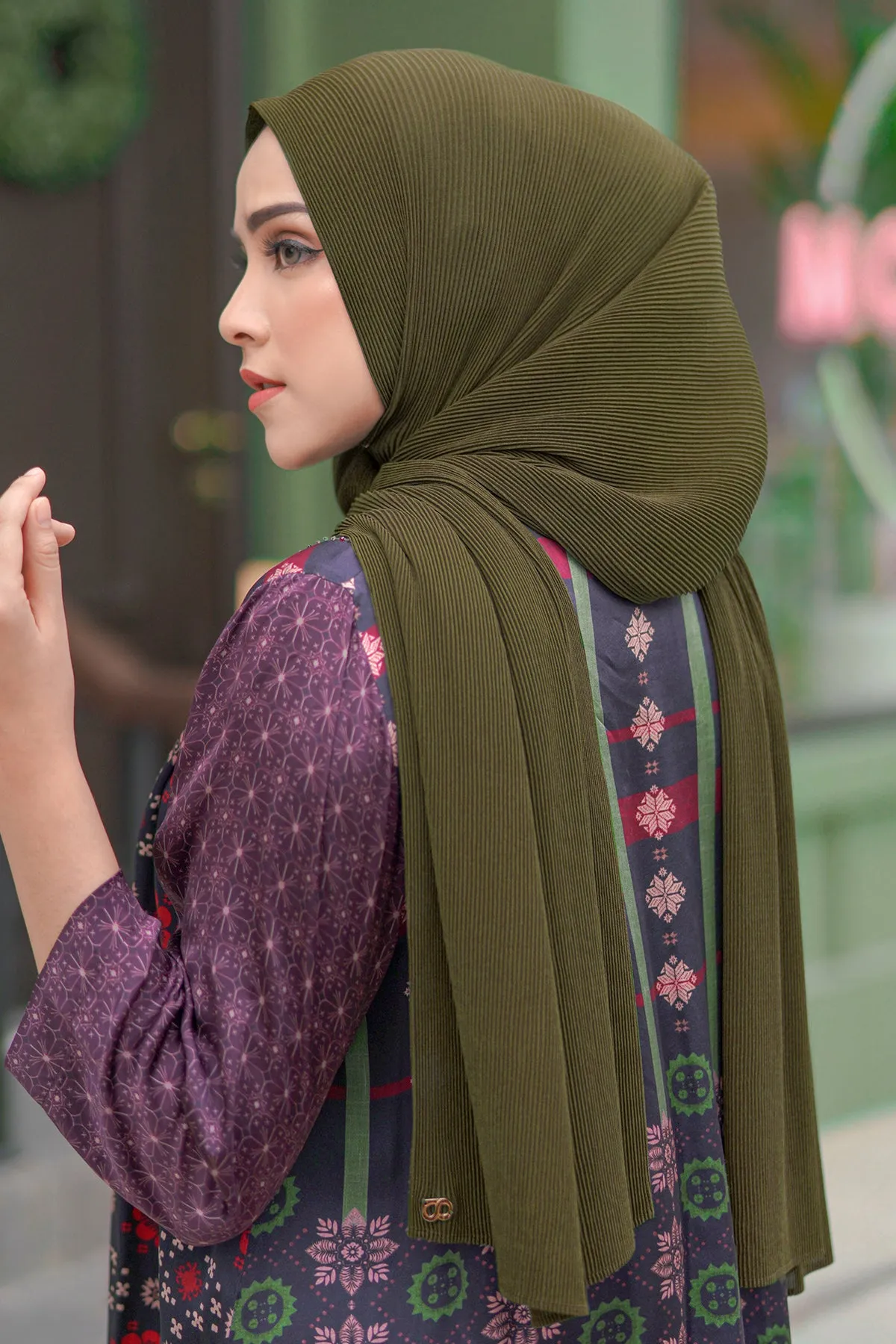 Everyday Pleated Shawl - Olive